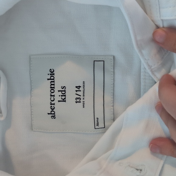 Abercrombie Kids Classic White Jean Jacket - Picture 3 of 4